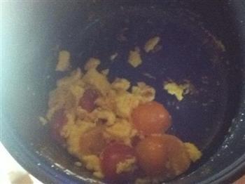 无油电饭煲西红柿炒鸡蛋的做法步骤4