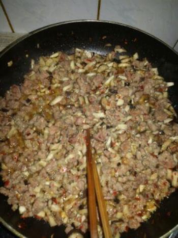 香菇肉酱的做法步骤4