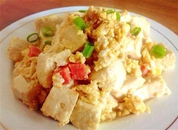 蛋包豆腐丁-鸡蛋豆腐香肠的简单美味的做法步骤9
