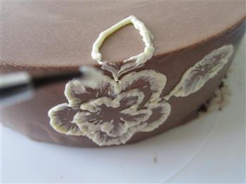 巧克力慕斯刷绣蛋糕的做法图解33