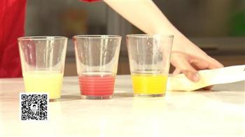 彩虹果汁 丰富补充微量元素的做法步骤8