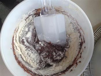 巧克力熔岩蛋糕的做法图解5