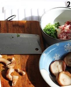 鲜肉酿香菇的做法步骤2