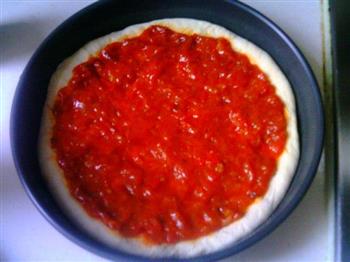 白蘑菇香肠披萨的做法步骤5