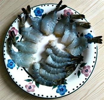 香酥凤尾虾的做法图解2