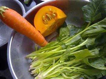 彩色蔬菜面条的做法步骤1