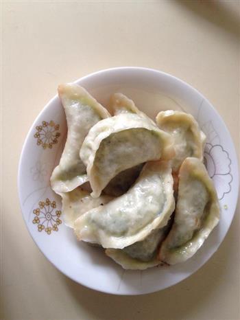 韭菜煎饺的做法步骤1