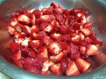 草莓果酱的做法步骤3