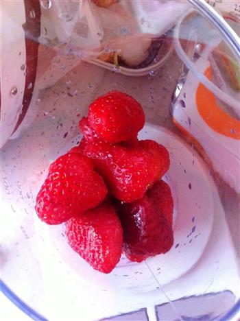 布丁美食铺-草莓慕斯的做法步骤6