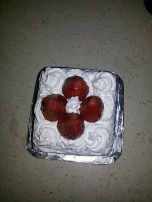 草莓蛋糕的做法步骤20