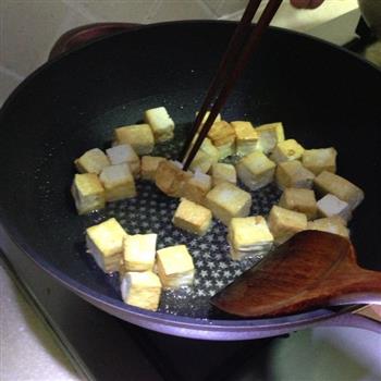 土豆烧豆腐的做法步骤1