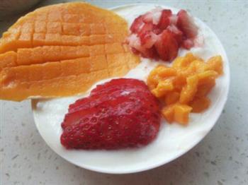 减肥水果酸奶的做法步骤5