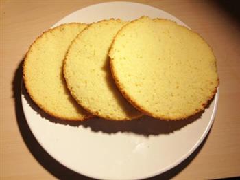 全蛋海绵蛋糕 6寸模的做法步骤6