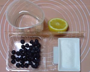 蓝莓果冻的做法步骤1