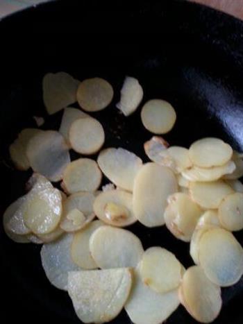 西班牙土豆蛋饼-喷香营养早餐的做法步骤3