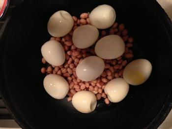 卤花生鸡蛋的做法步骤3