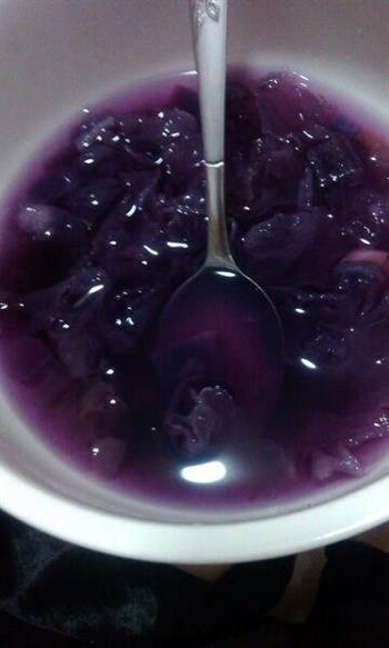 紫薯银耳莲子汤的做法步骤1