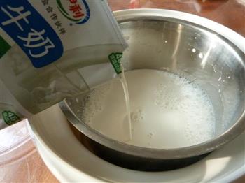 自制美味老酸奶的做法步骤4