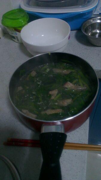 韭菜猪肝汤的做法步骤2