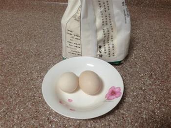 早餐鸡蛋饼的做法步骤1