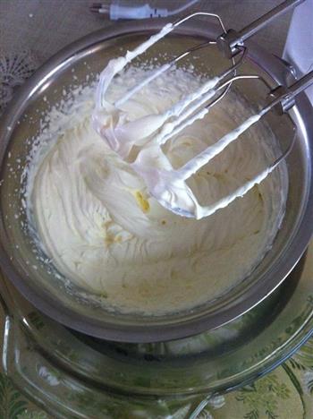超简单水蜜桃慕斯蛋糕的做法步骤4