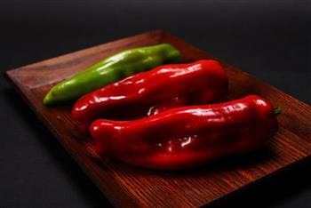 菜男古法烧辣椒-饱含温情的夏季传统开胃小菜的做法图解1