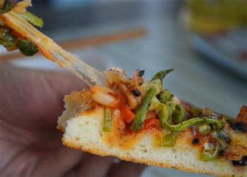 创新饼底-超酥软鱿鱼披萨的做法图解9
