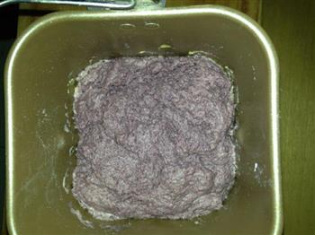 紫米酸奶面包的做法步骤2