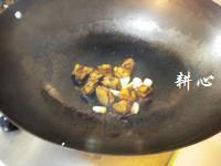 甘笋椰菜炒排骨的做法步骤8