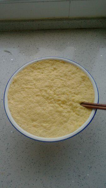 香甜玉米饼的做法步骤2