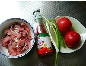 番茄鱼片汤的做法步骤1