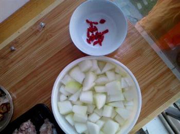 薏米冬瓜汤的做法步骤3
