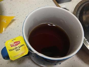简易港式奶茶的做法步骤1