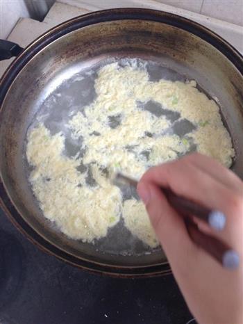 鸡蛋西红柿汤的做法步骤2