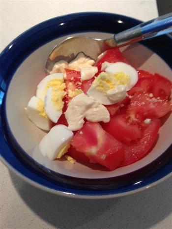 一个人的营养早餐 鸡蛋番茄迷你沙拉的做法图解6