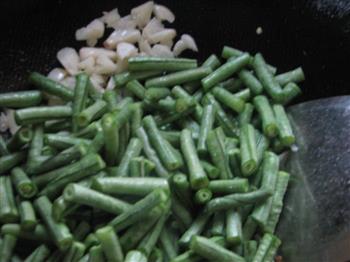 清炒豇豆的做法步骤5