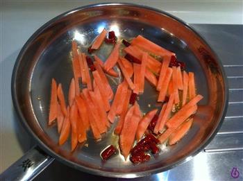酸萝卜炒魔芋的做法步骤6