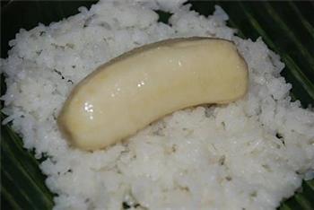 越南小吃-香蕉糯米团的做法图解2