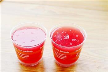 两种纯天然果汁混搭出不一样的口感-西瓜青提果冻杯的做法图解11