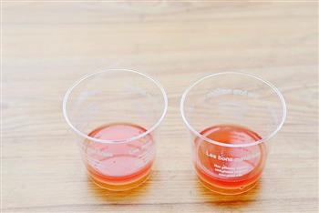 两种纯天然果汁混搭出不一样的口感-西瓜青提果冻杯的做法图解9