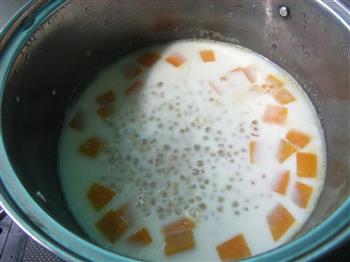 牛奶薏米南瓜羹的做法步骤6