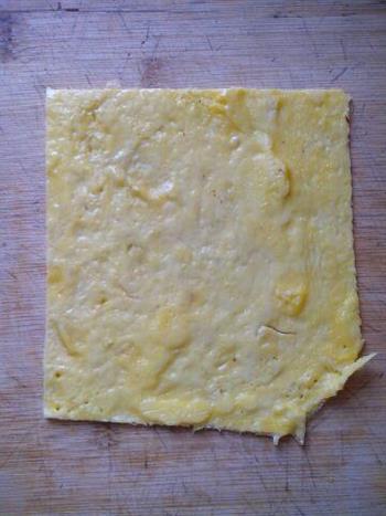 茄汁花朵蛋包饭的做法图解10