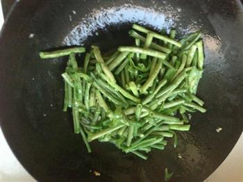 素炒豇豆的做法步骤2