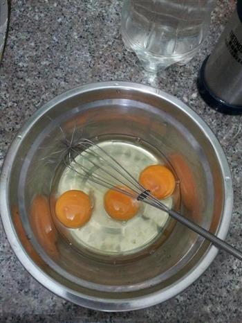 炼乳鸡蛋法式吐司的做法步骤2