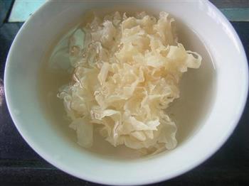 银耳薏米红薯糖水的做法步骤3