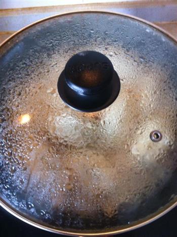 三鲜锅贴的做法步骤10