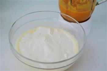 奶油芒果冰淇淋的做法步骤5