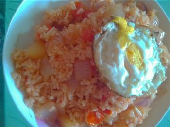 西红柿炒米饭的做法步骤6