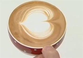 咖啡拉花-心形的做法步骤7