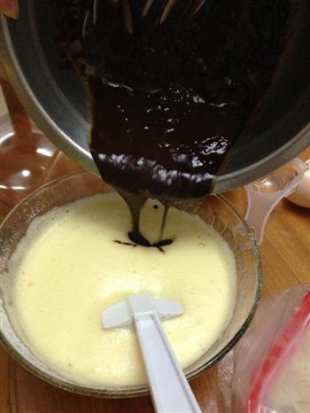 巧克力熔岩浆蛋糕  心太软的做法步骤8
